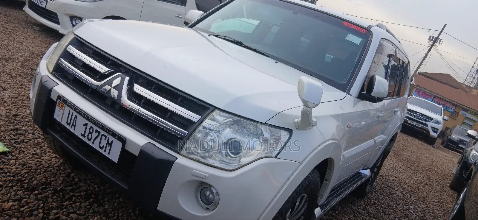 Mitsubishi Pajero 3.0 2011 White