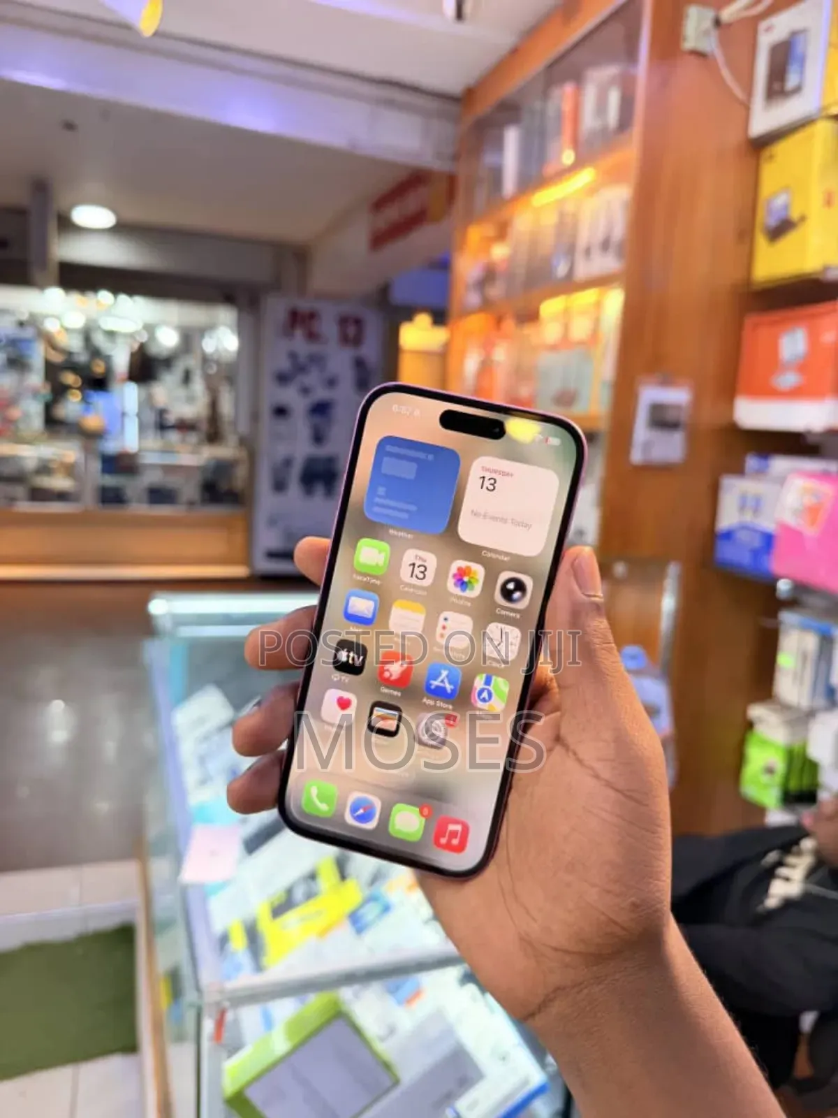 New Apple iPhone 16 256 GB Blue