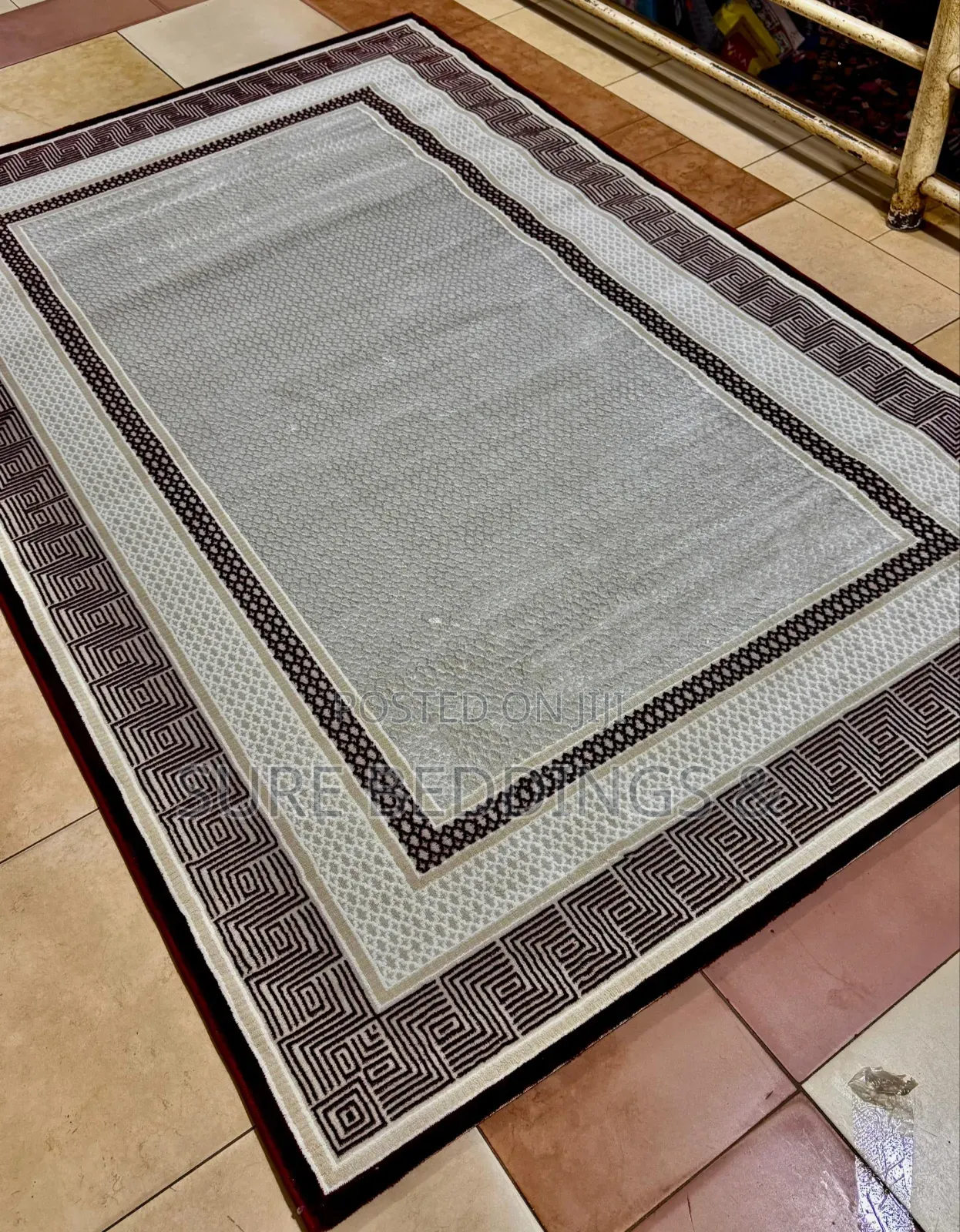 Hima Medium Carpet