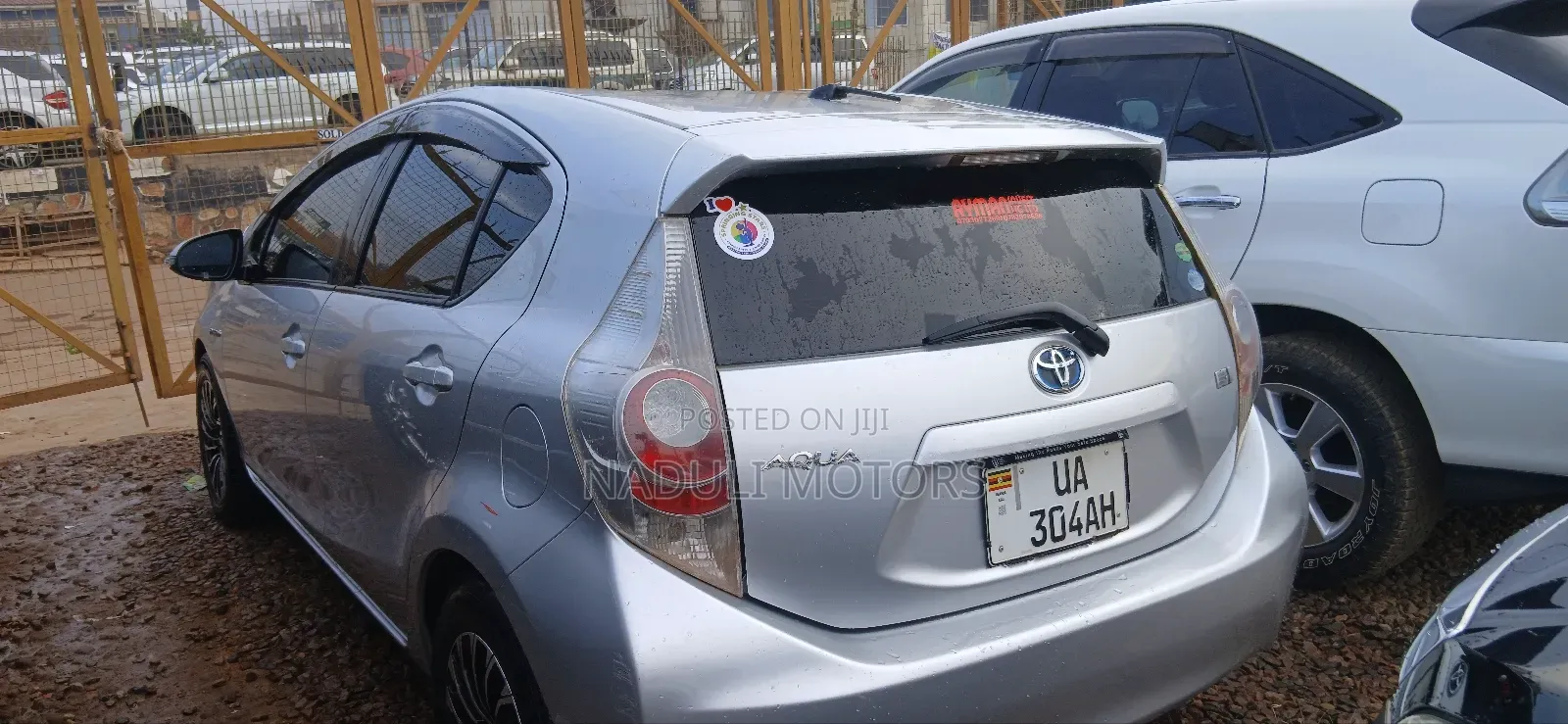 Toyota Aqua 2013 Silver