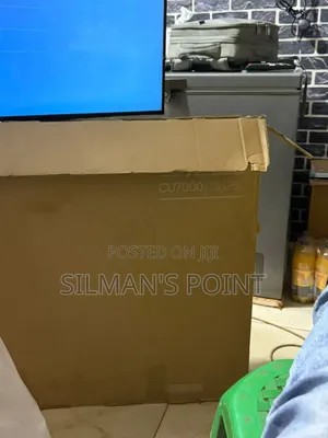 Slightly Used Samsung 50" Cu7000 Smart Uhd Tv