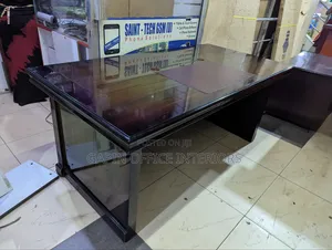 Dàrk Brown Second Hand Executive Office Desk, 1.8 Metres// 6 Feet