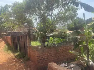 Bunamwaya Plot 45ft by 40ft on Main Road
