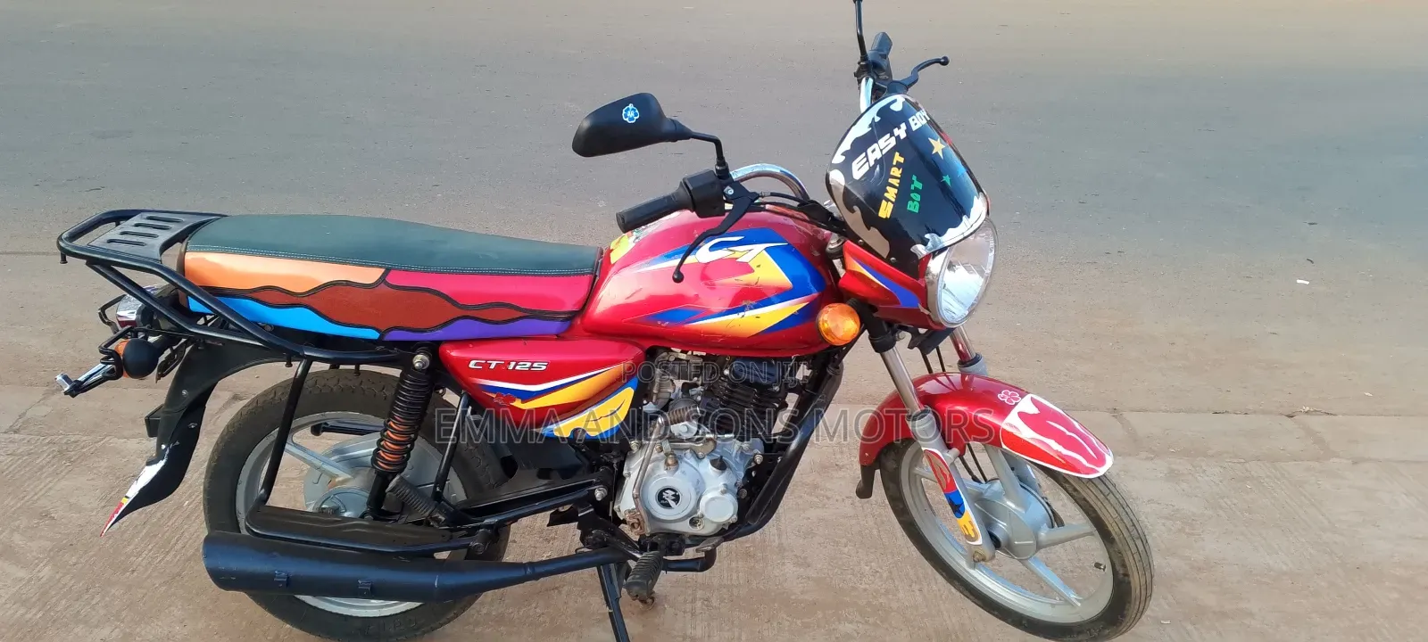 Bajaj Boxer 125 2023 Red