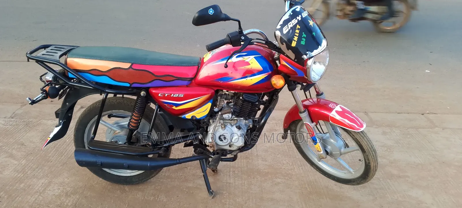 Bajaj Boxer 125 2023 Red