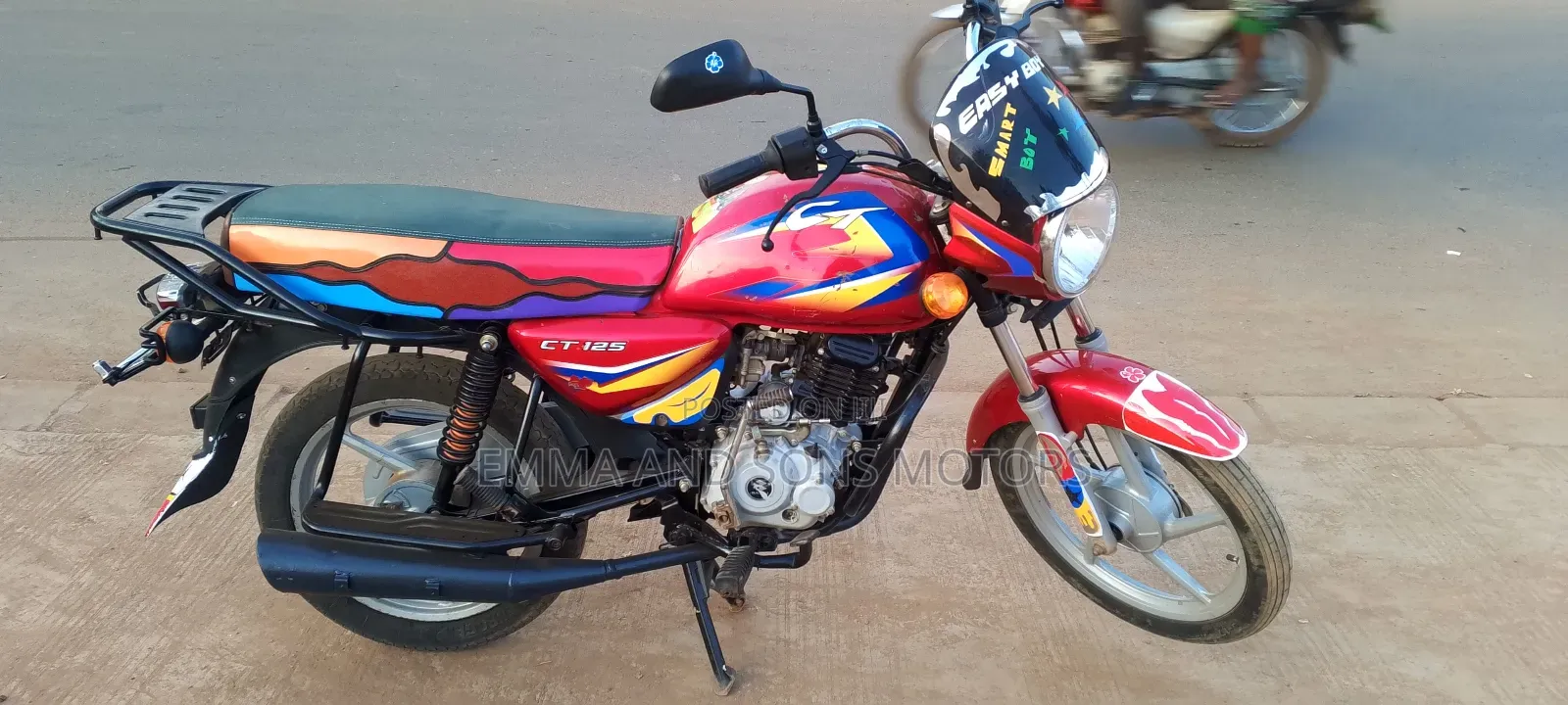 Bajaj Boxer 125 2023 Red