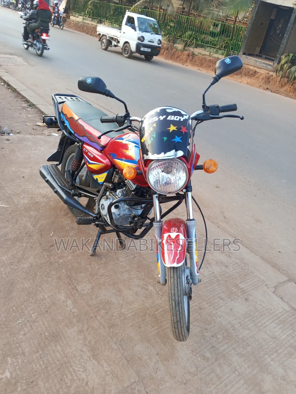 Bajaj Boxer 125 2023 Red