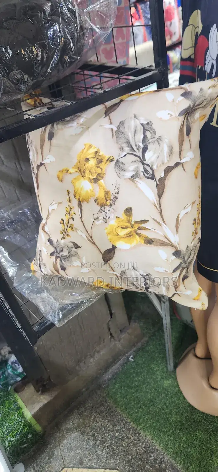 Fibre Throw Cushions