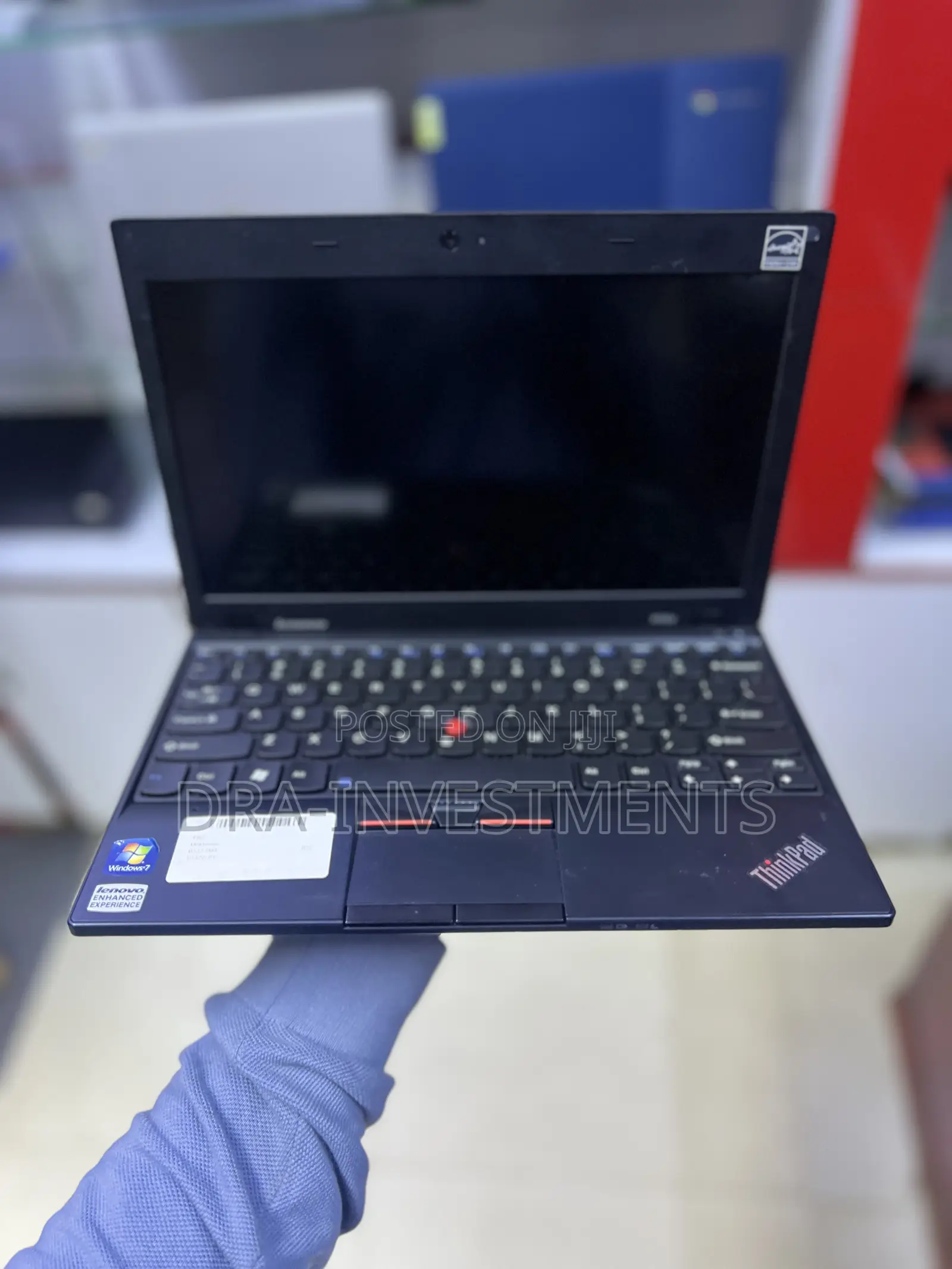 Laptop Lenovo ThinkPad X100e 4GB Intel Core 2 Duo HDD+SSD 250GB