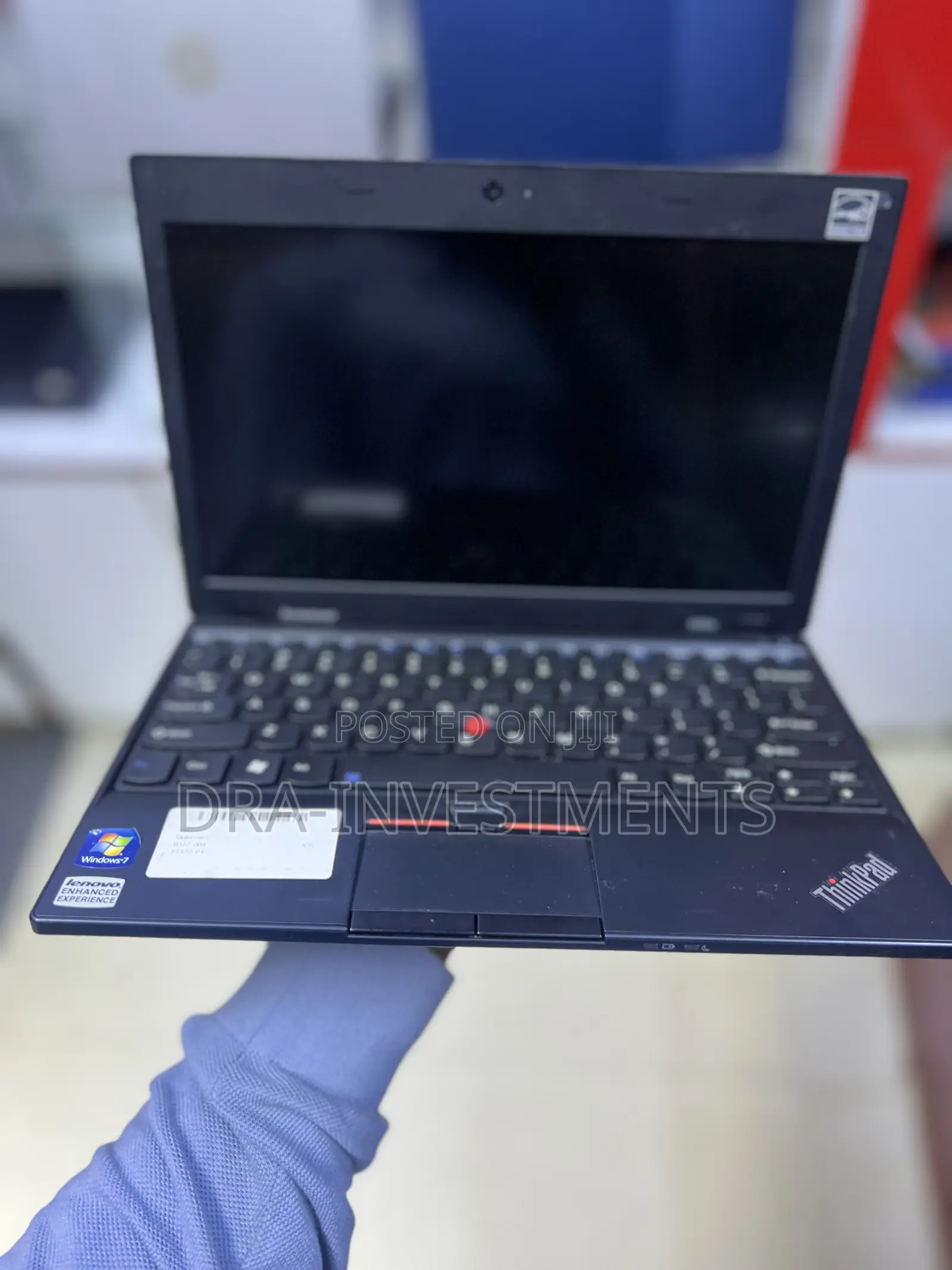 Laptop Lenovo ThinkPad X100e 4GB Intel Core 2 Duo HDD+SSD 250GB