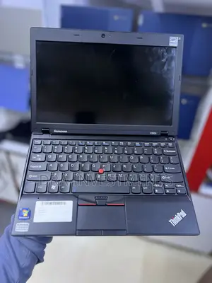 Laptop Lenovo ThinkPad X100e 4GB Intel Core 2 Duo HDD+SSD 250GB