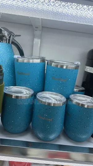 7 Pieces Flask and Cups Set