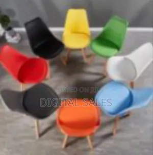 Hardened Plastic Chair With Wooden Legs and Metal Wires for Outdoors