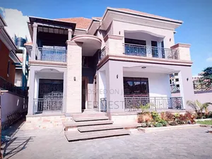 Brandnew 5 Bedroom House at Kyanja on 13 Decimals at 900m