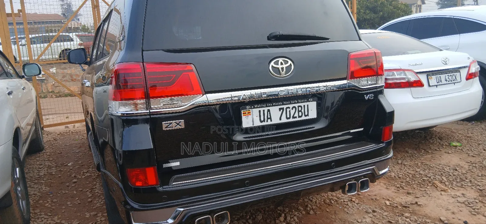 Toyota Land Cruiser 4.6 V8 ZX 2015 Black