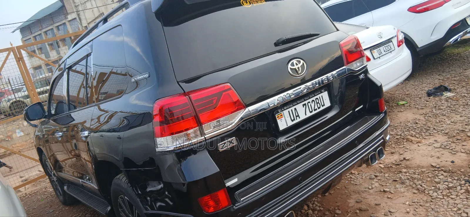 Toyota Land Cruiser 4.6 V8 ZX 2015 Black