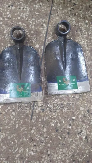 B Cock Brand Steel Hoe