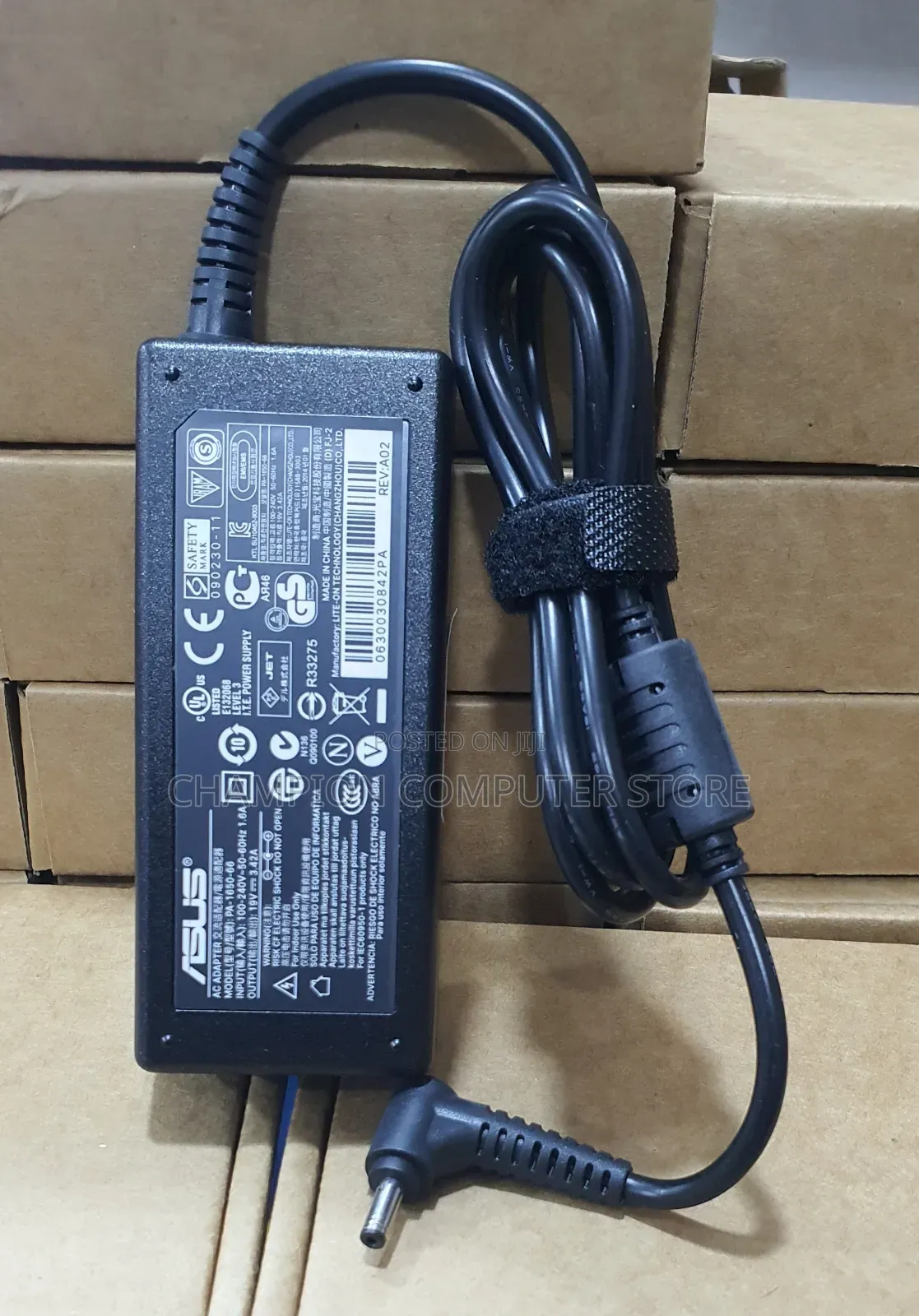 Laptop Chargers or Adaptors All Types From 30,000shs Above