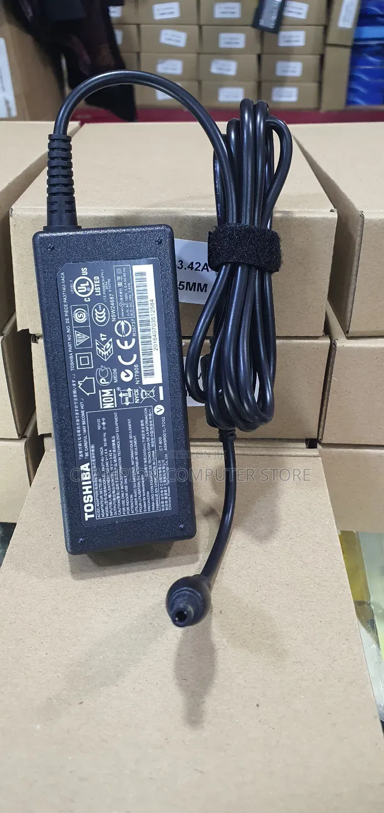 Laptop Chargers or Adaptors All Types From 30,000shs Above