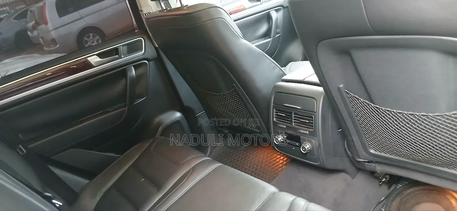 Volkswagen Touareg V6 Executive AWD 4MOTION 2015 Gray