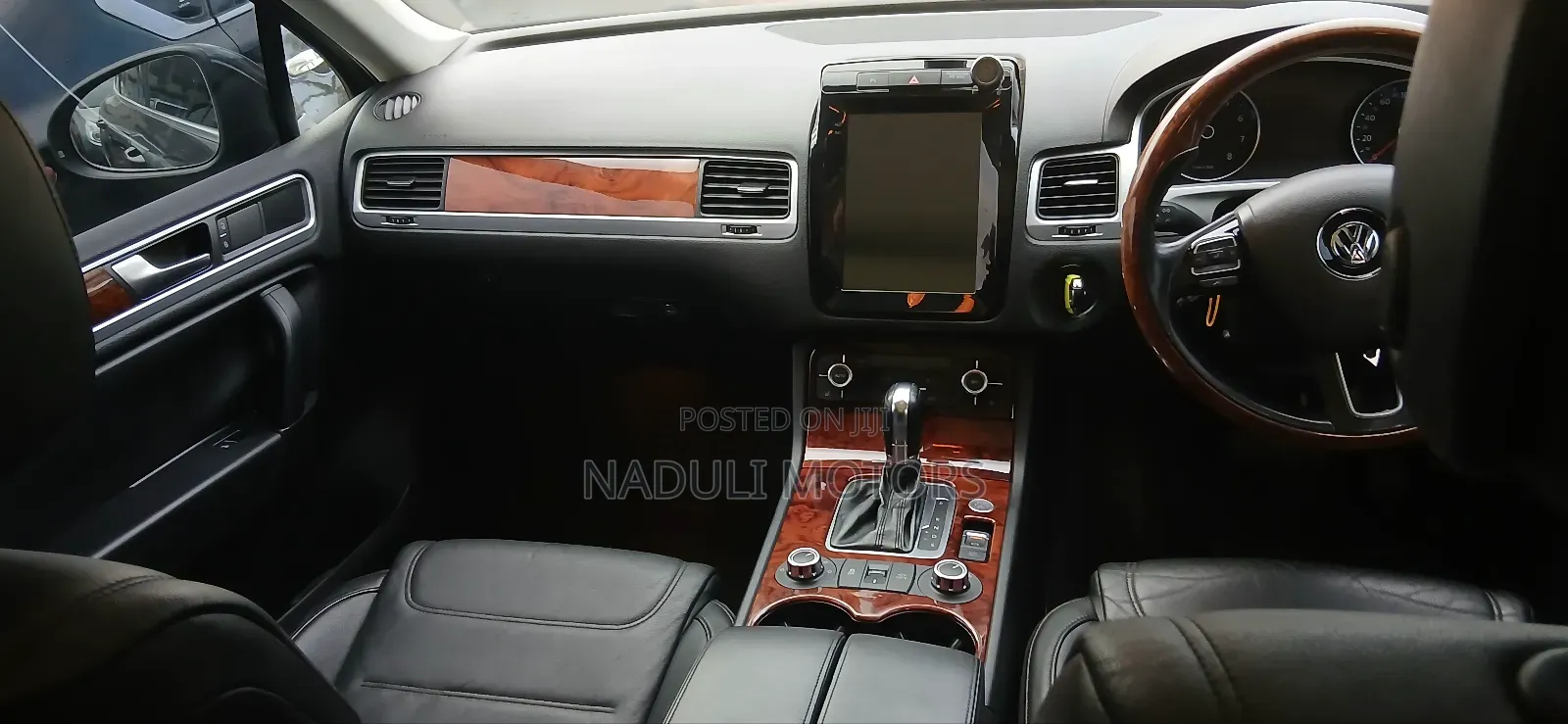 Volkswagen Touareg V6 Executive AWD 4MOTION 2015 Gray