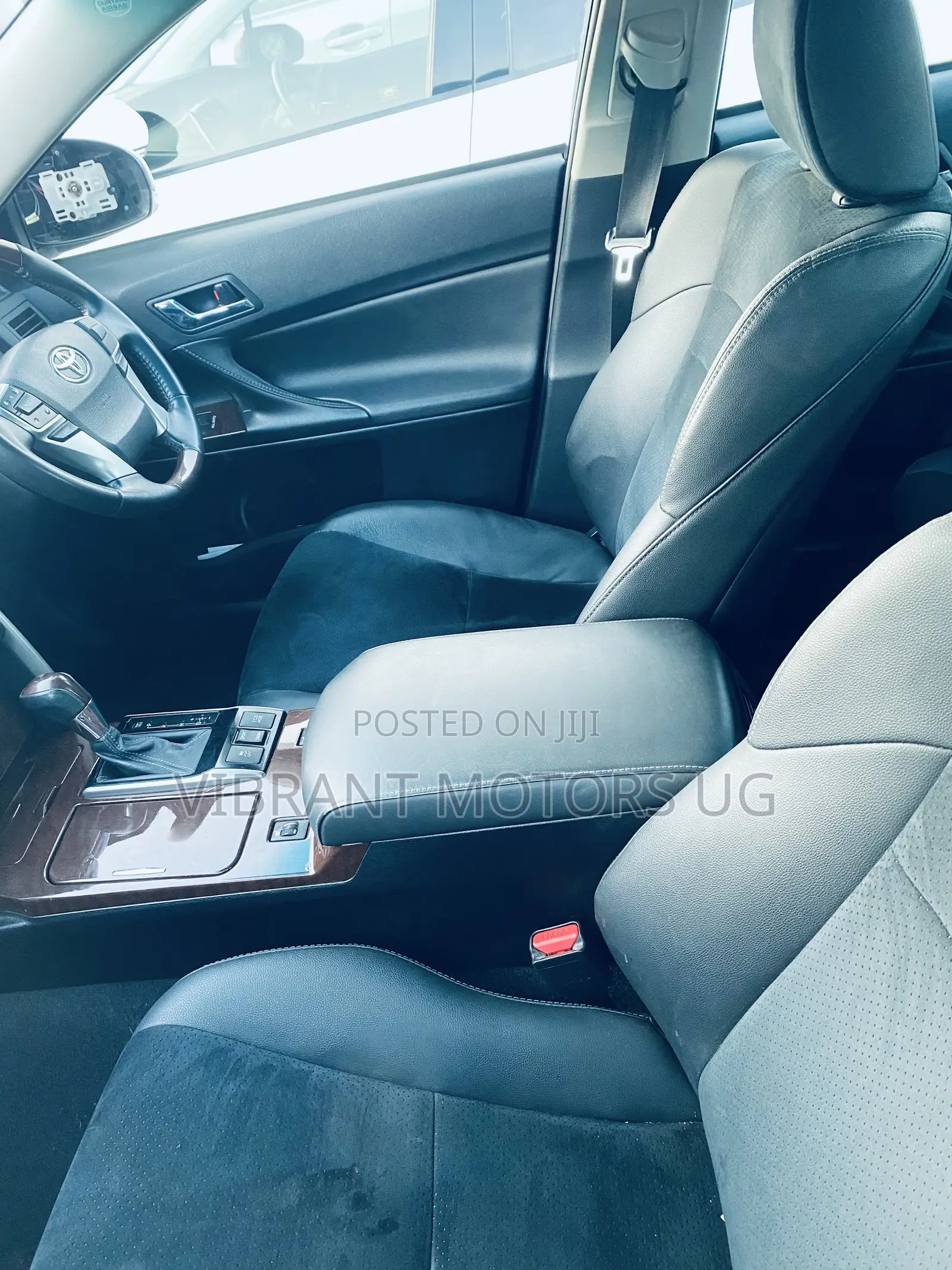 Toyota Mark X 2.5 AWD 2013 Silver