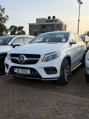 Mercedes-Benz GLE-Class 2016 White