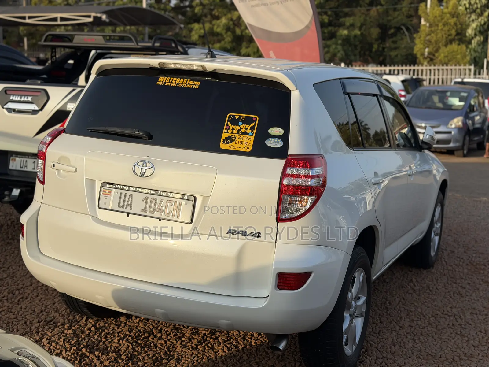 Toyota RAV4 2011 White
