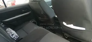 Suzuki Escudo 2009 Silver