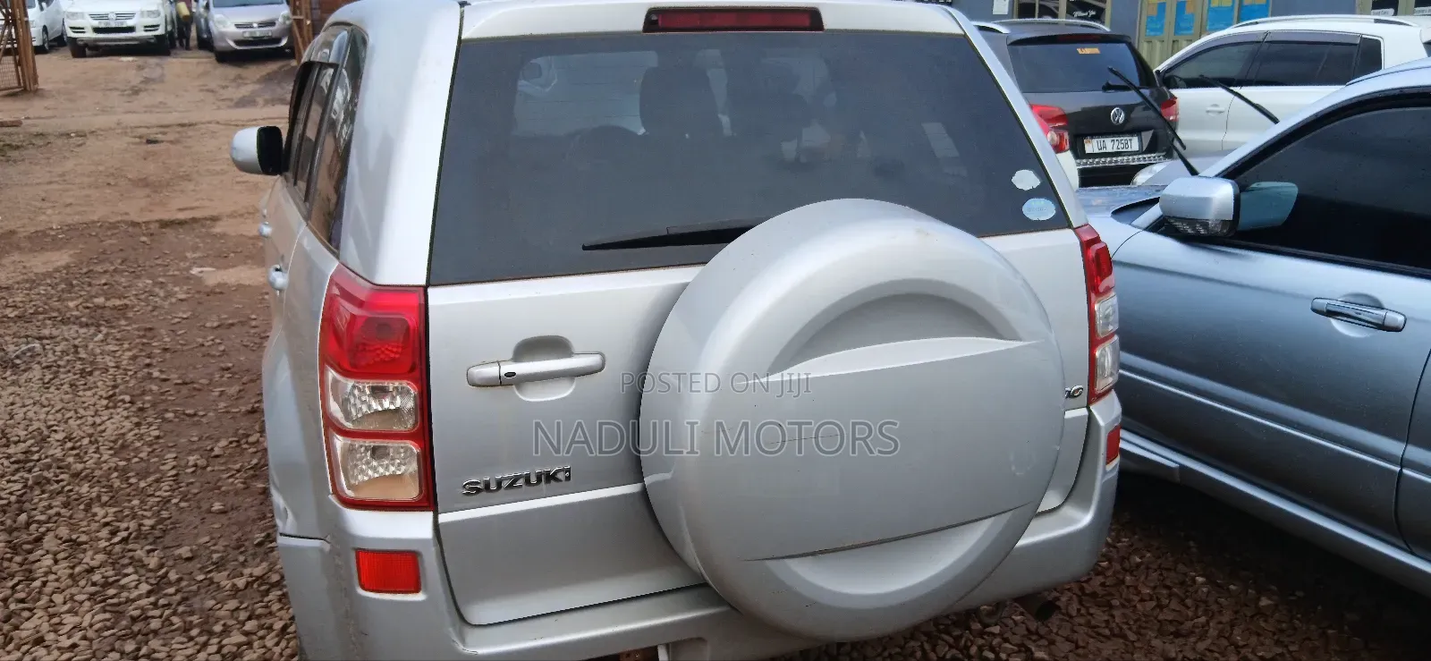 Suzuki Escudo 2009 Silver