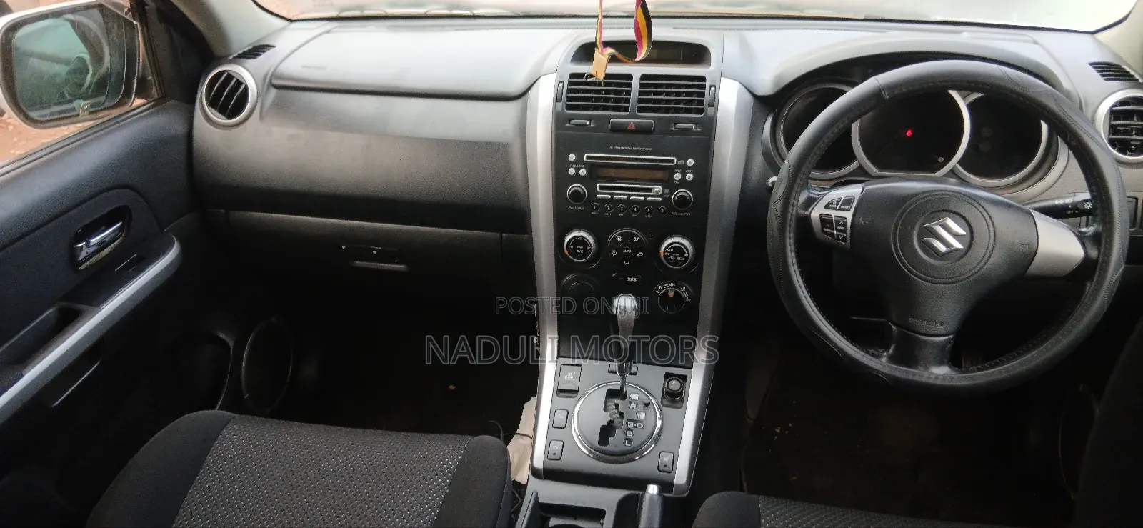 Suzuki Escudo 2009 Silver
