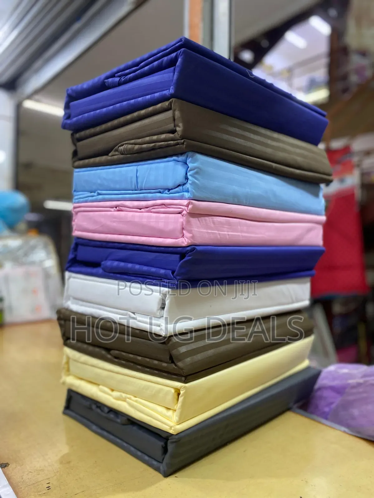 5x6 Zipped Strip Duvet Cover Set With 1 Bedsheet And 2 Pillowcases