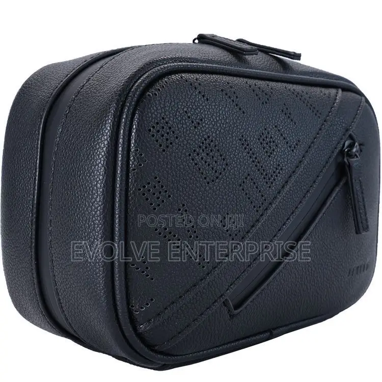 Levelo Lino Tech Organizer Pouch