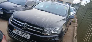 Volkswagen Touareg V6 Executive AWD 4MOTION 2015 Black