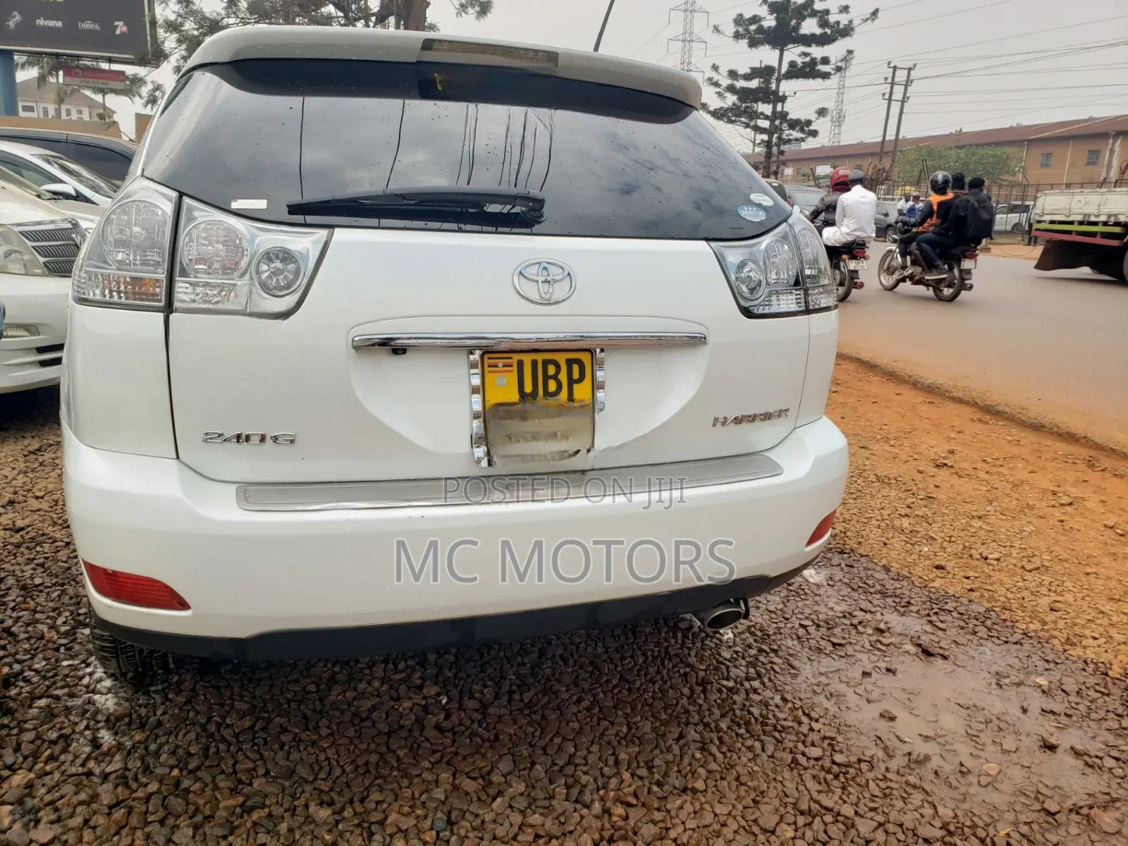 Toyota Harrier 2.4 2009 White