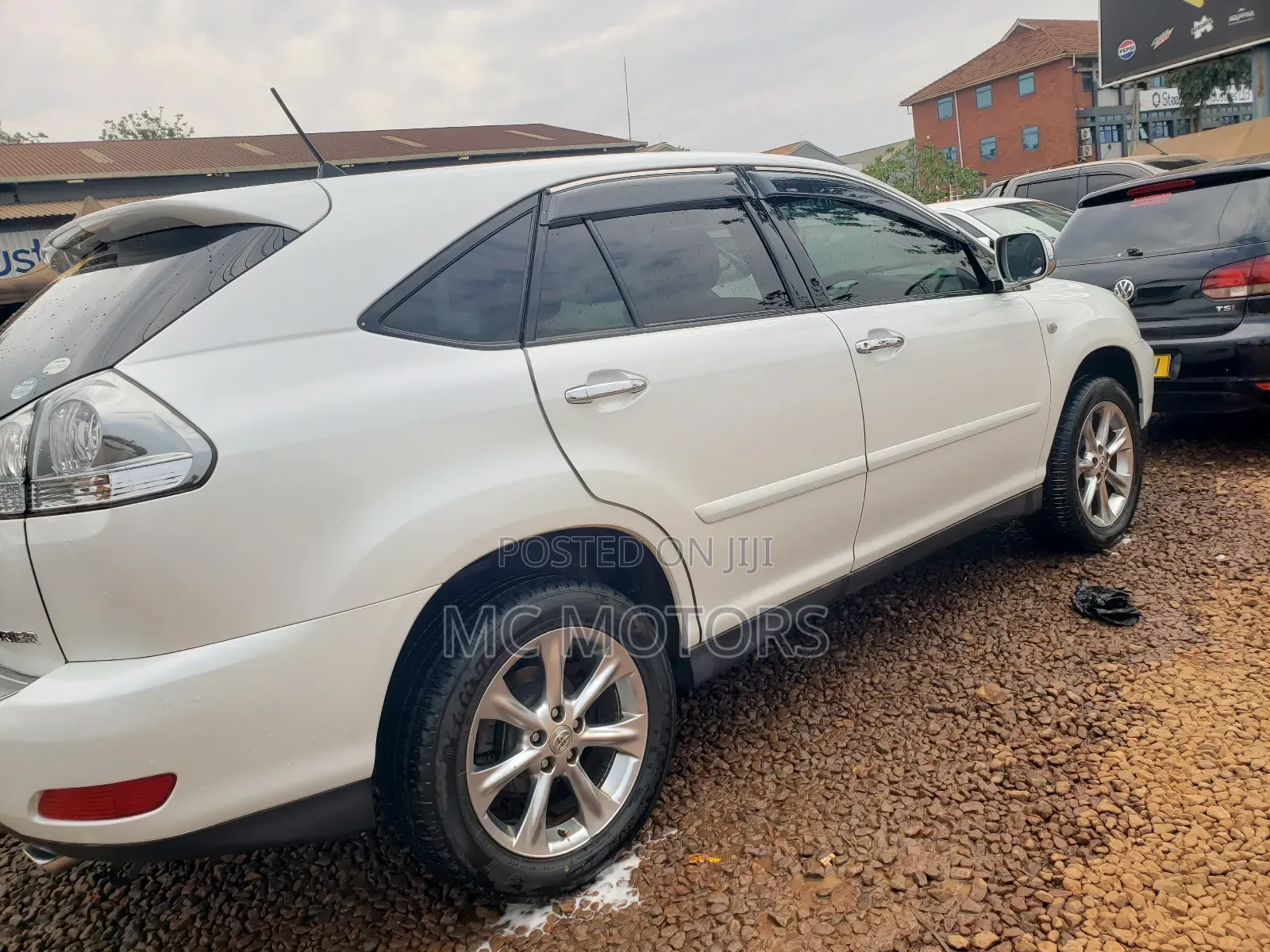 Toyota Harrier 2.4 2009 White