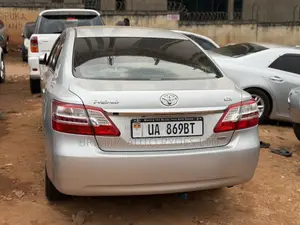 Toyota Premio 2016 Silver