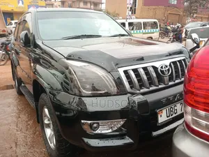 Toyota Land Cruiser Prado 2013 Black