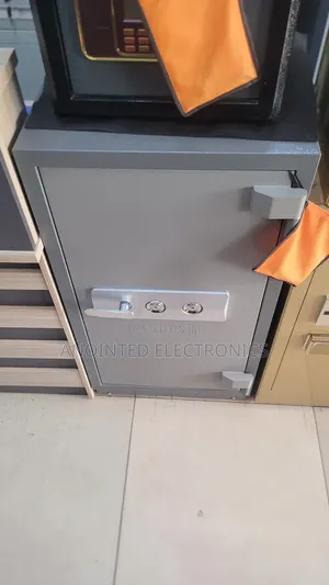 Heavy-duty Cash Box Safe 150kg