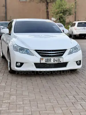 Toyota Mark X 2.5 AWD 2009 Off white