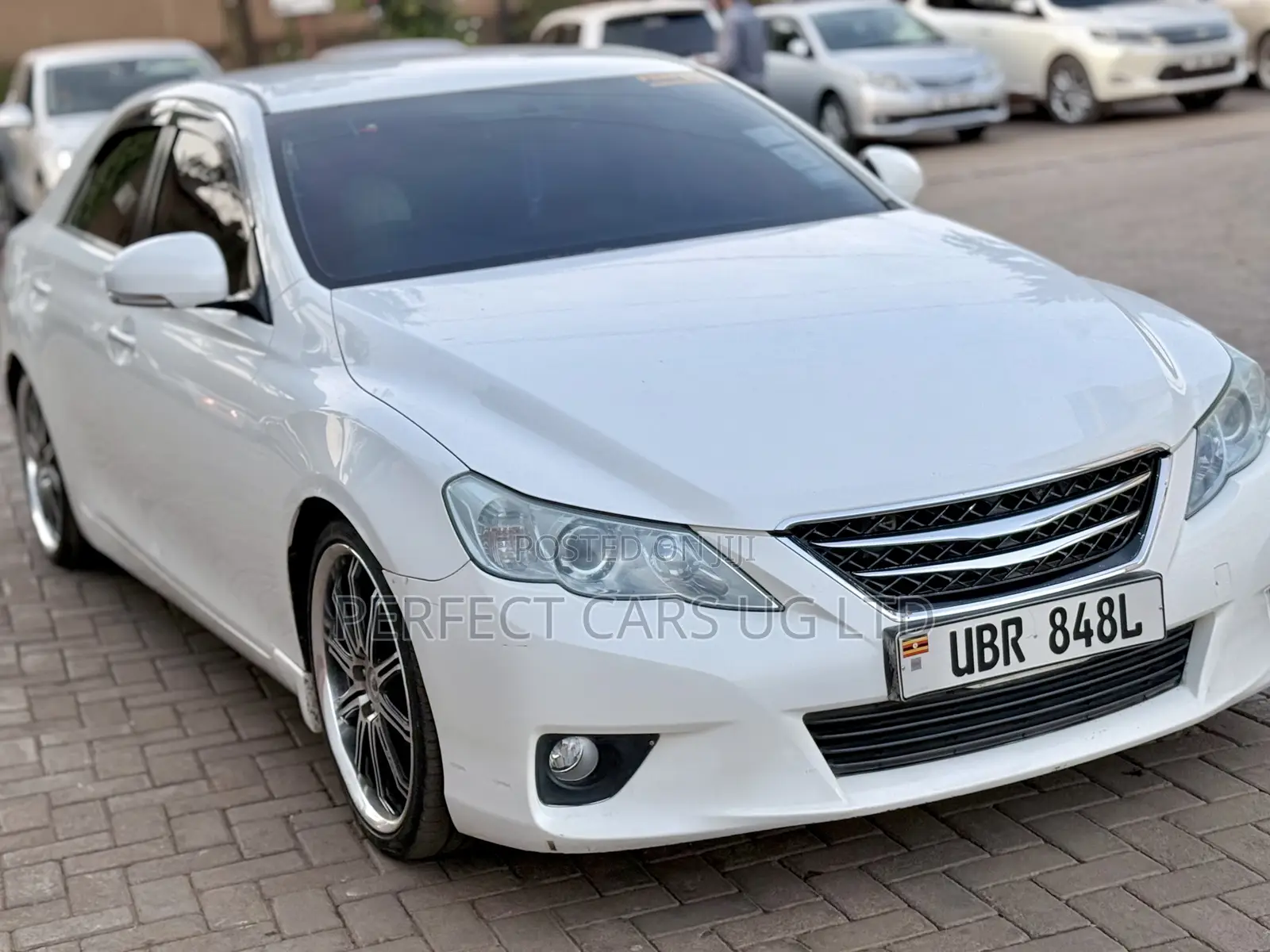Toyota Mark X 2.5 AWD 2009 Off white