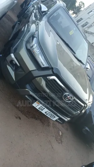 Toyota Hilux 2018 Gray