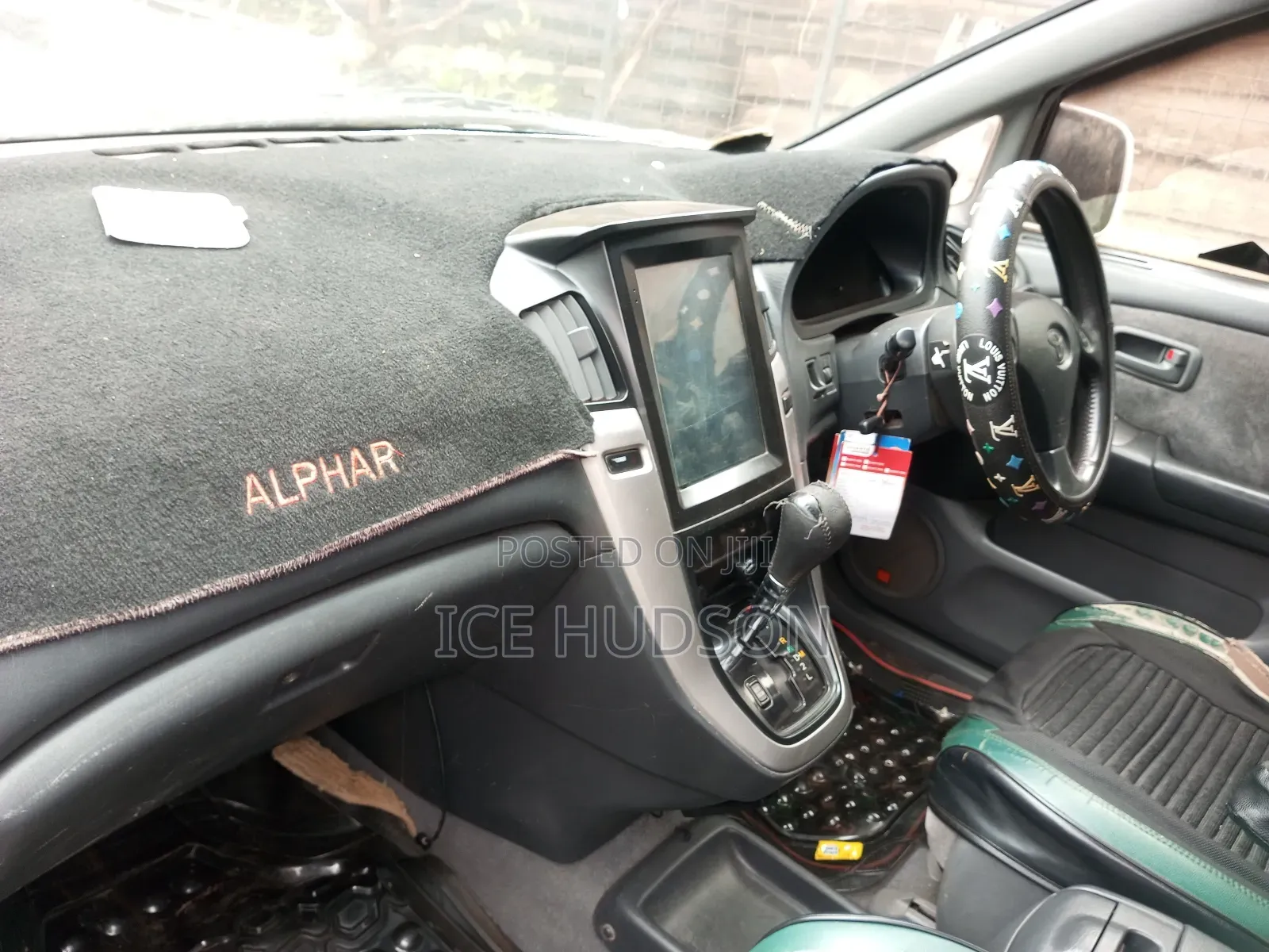 Toyota Harrier 2000 Off white