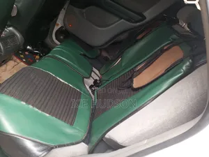 Toyota Harrier 2000 Off white