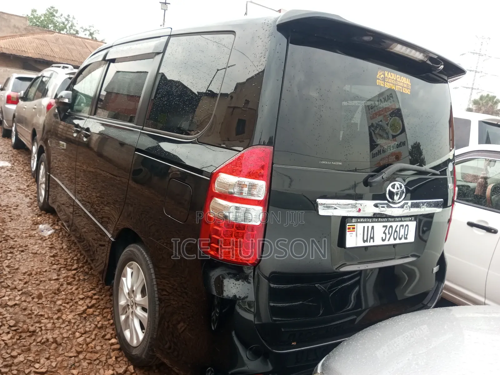 Toyota Noah 2011 Burgundy