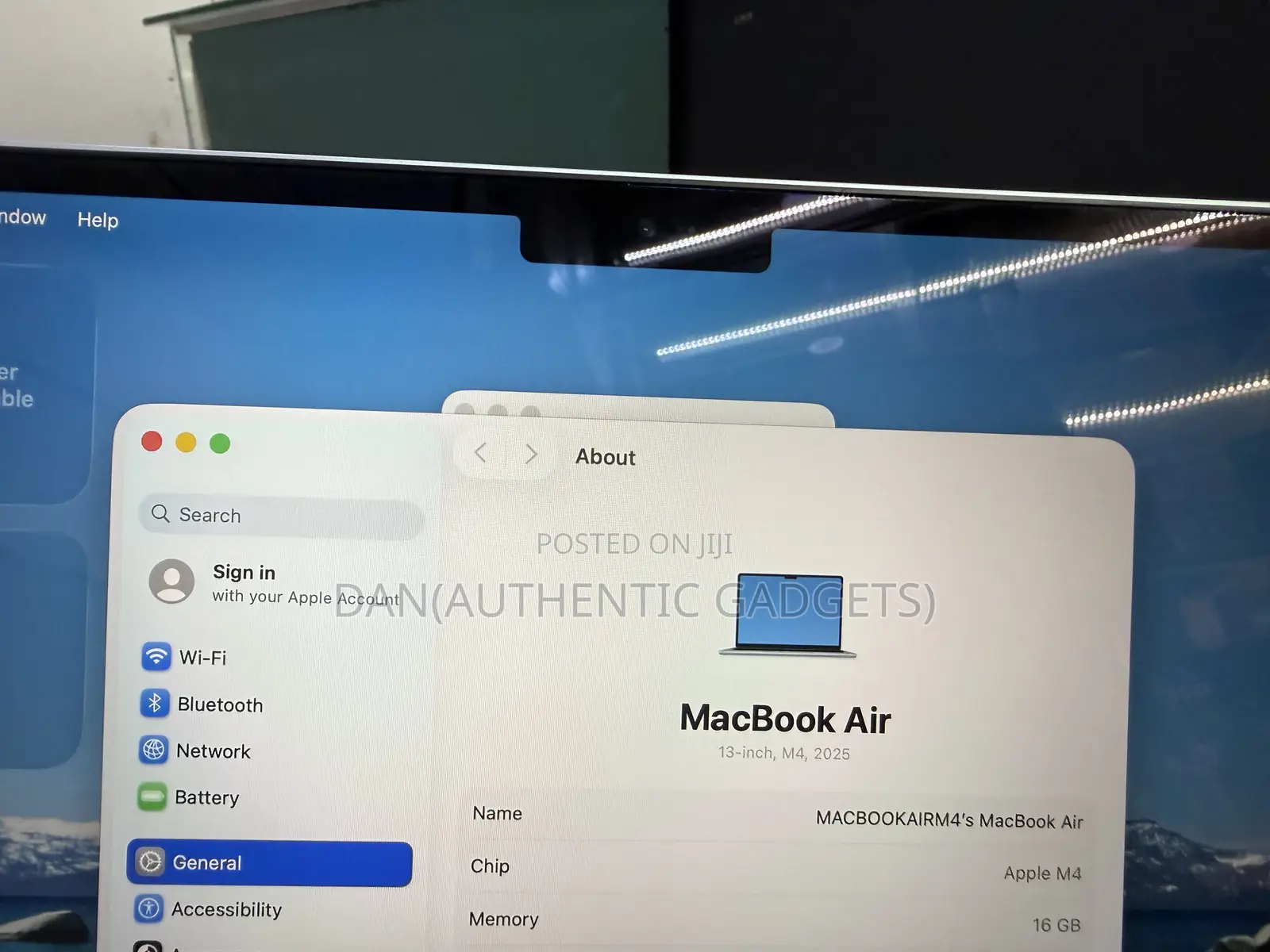 New Laptop Apple MacBook Air 2025 M4 13-Inch 16GB Apple M4 SSD 256GB