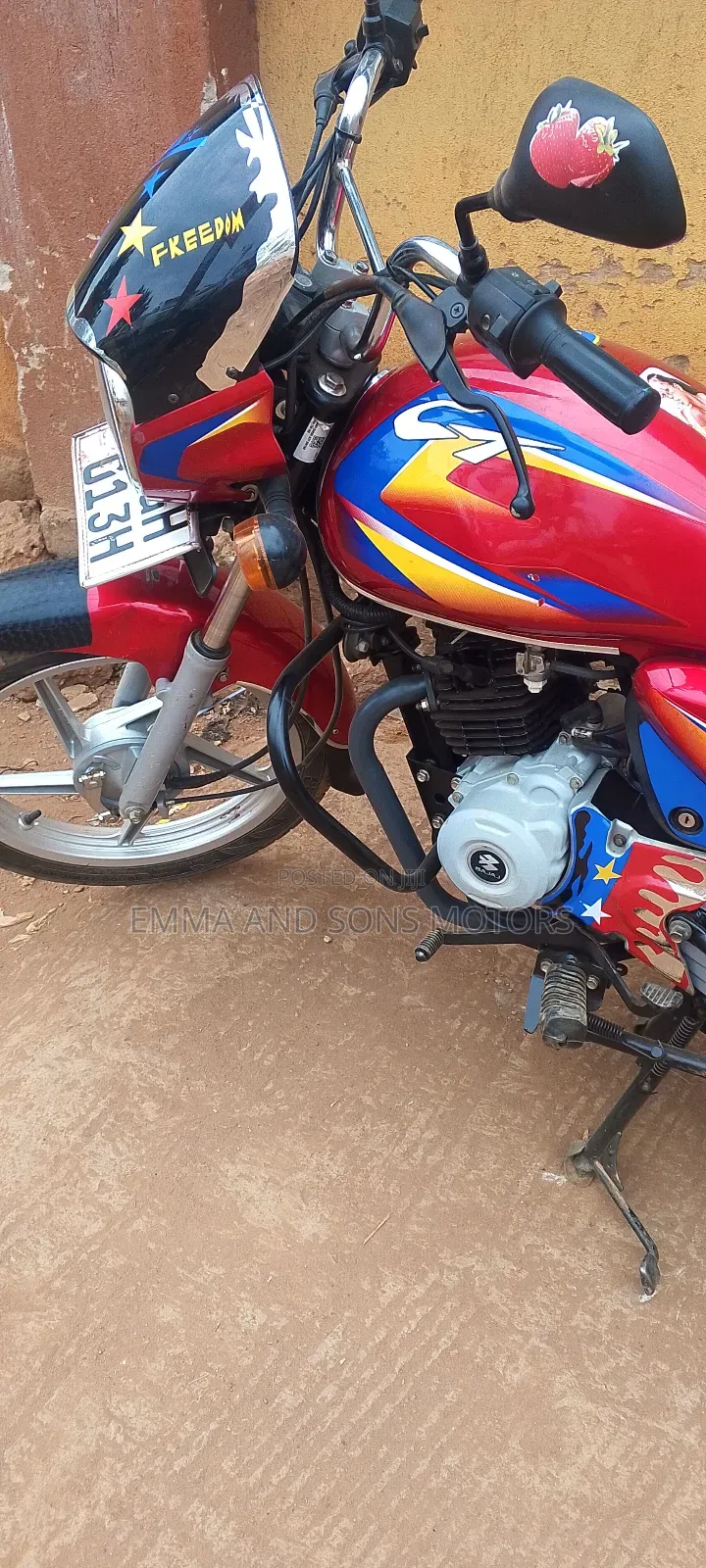 Bajaj Boxer 125 2024 Red