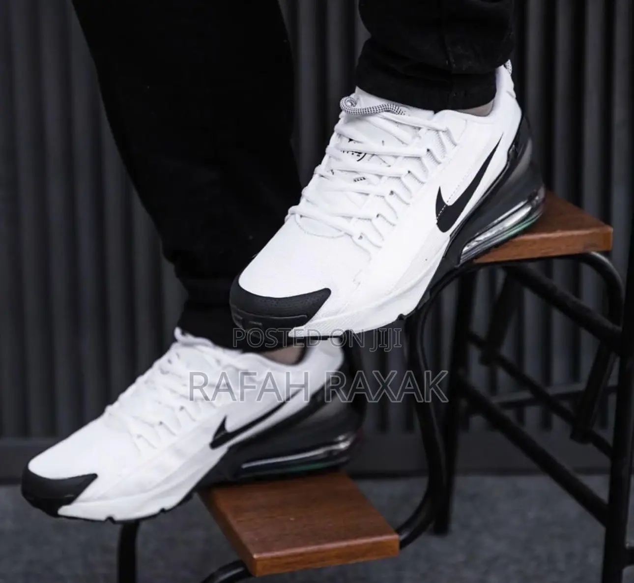 Original Nike Air Max 270 “Pulse Roam” Sneakers