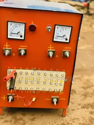 Professional Charged Master/Battery Charger /60 At Once