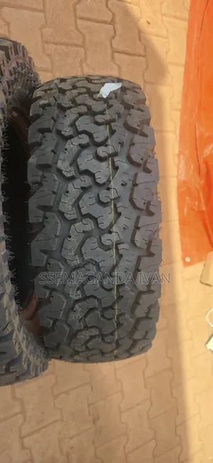 235/65r17 Extreme All Terrian Tyres